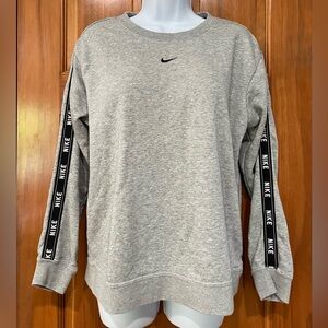 Nike sweater sweatshirt arm logo top